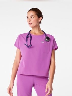 Figs Arua Cropped Crewneck Scrub Top Ultraberry po 8041 XS